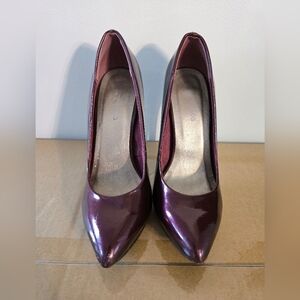 Call it Spring stilettos in plum